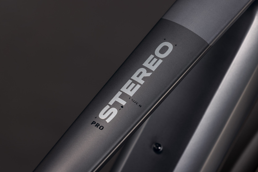 Cube Stereo Hybrid ONE22 Pro 800 FE slabgrey´n´chrome 2027