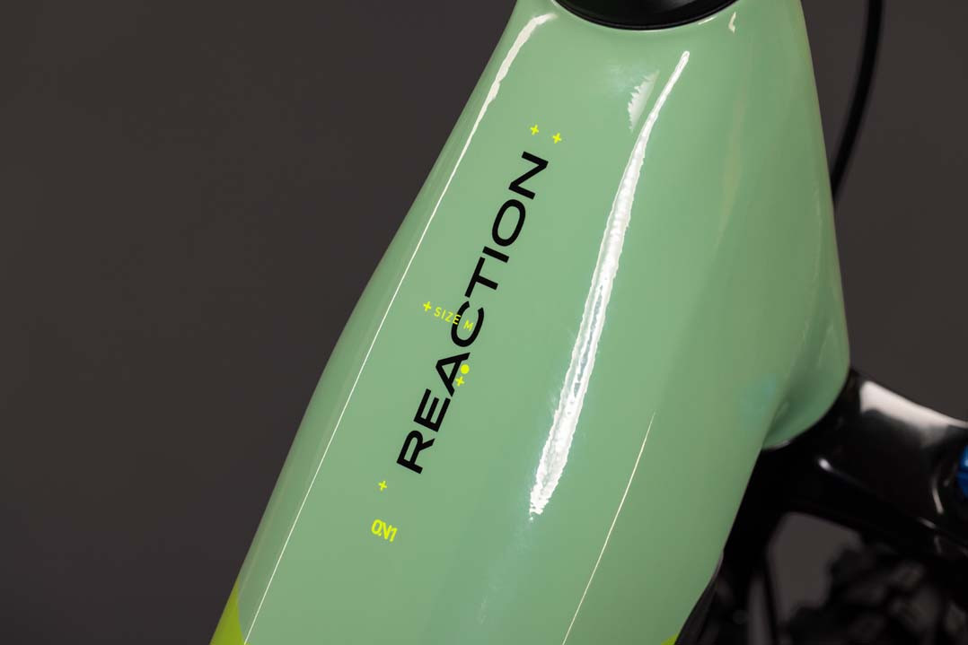 Cube Reaction Hybrid ONE 720  cactus´n´black 2027 Easy Entry