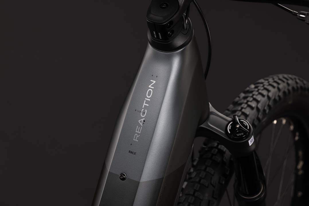 Cube Reaction Hybrid Race 800 slabgrey´n´chrome 2027 Easy Entry