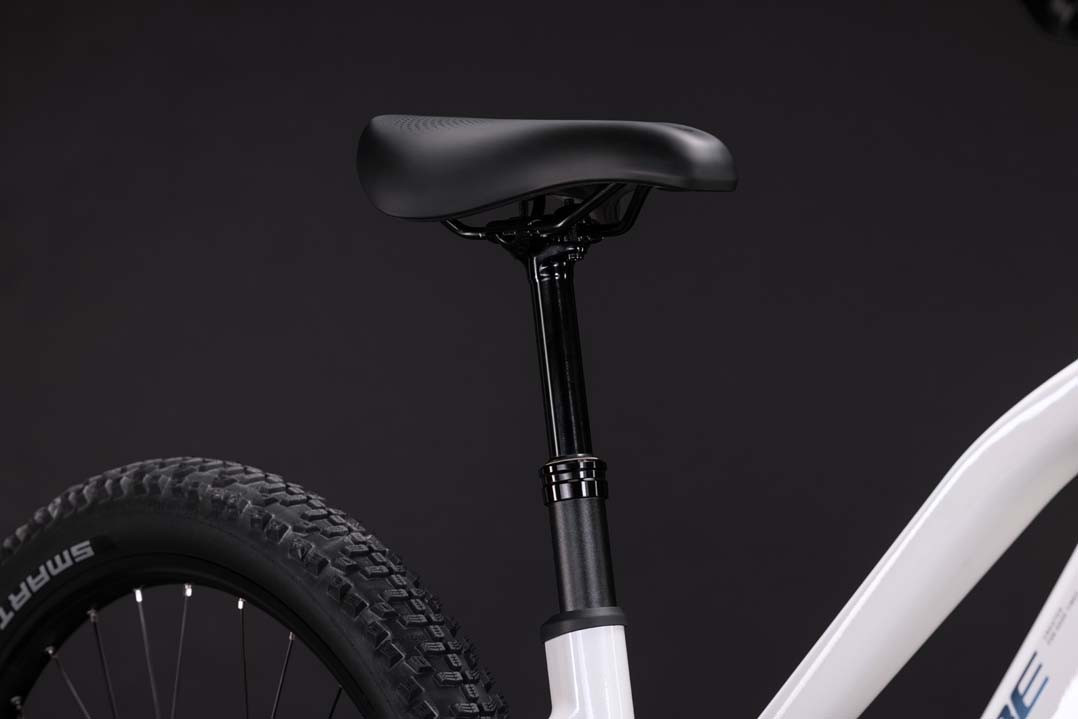 Cube Reaction Hybrid Race 800 snow´n´black 2027 Trapeze