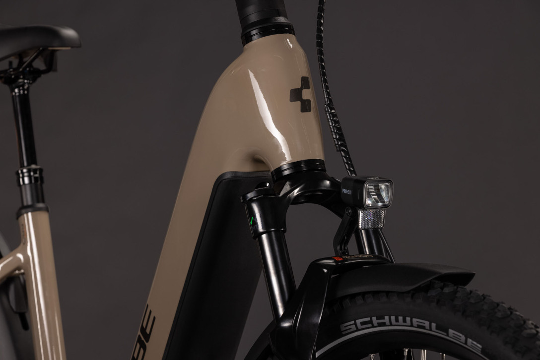 Cube Nuride Hybrid Pro 800 cappuccino´n´black 2027 Easy Entry