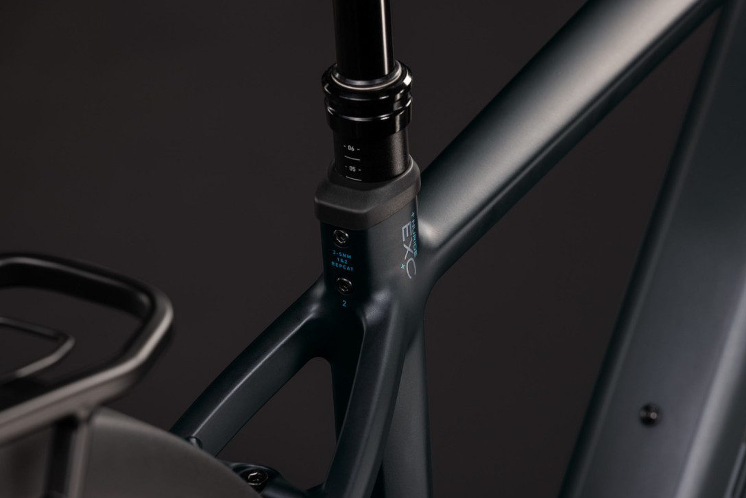 Cube Nuride Hybrid EXC 800 coal´n´chrome 2027