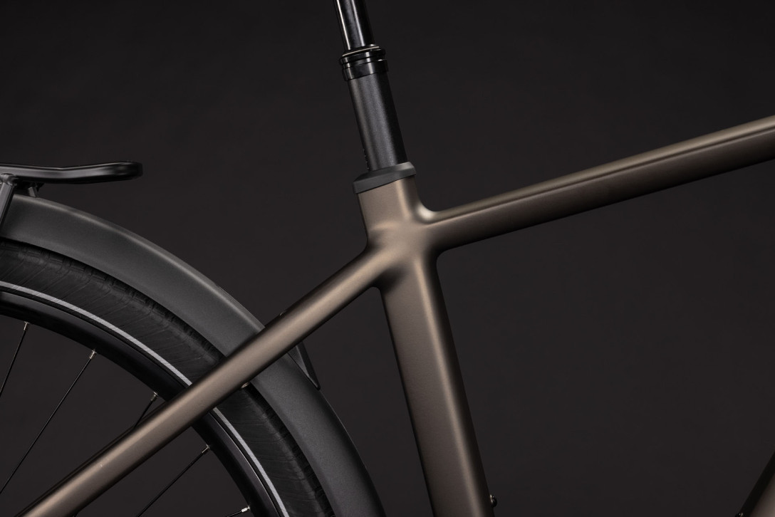 Cube Touring Hybrid Pro 800 metallicumbra´n´black 2027 (Classic 62 cm) XL / 1111200