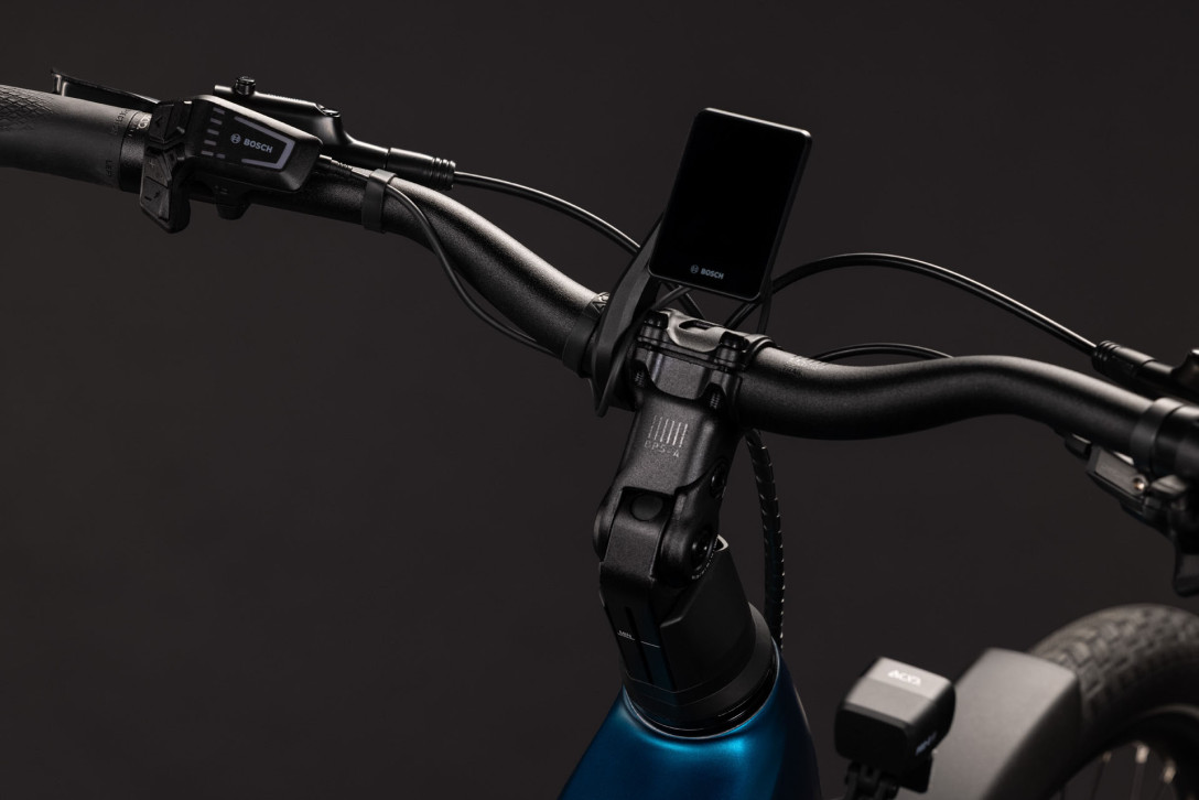 Cube Touring Hybrid Pro 800 electricblue´n´prizm 2027 Trapeze