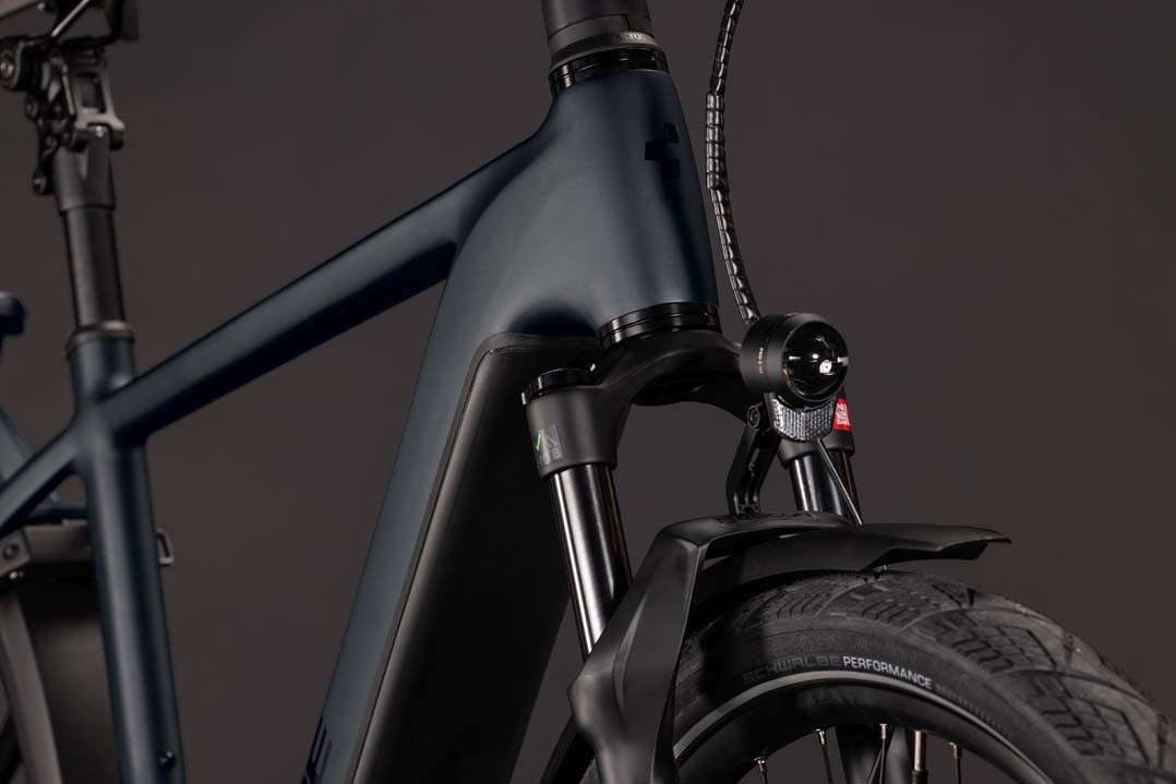 Cube Kathmandu Hybrid Pro 800 coal´n´black 2027