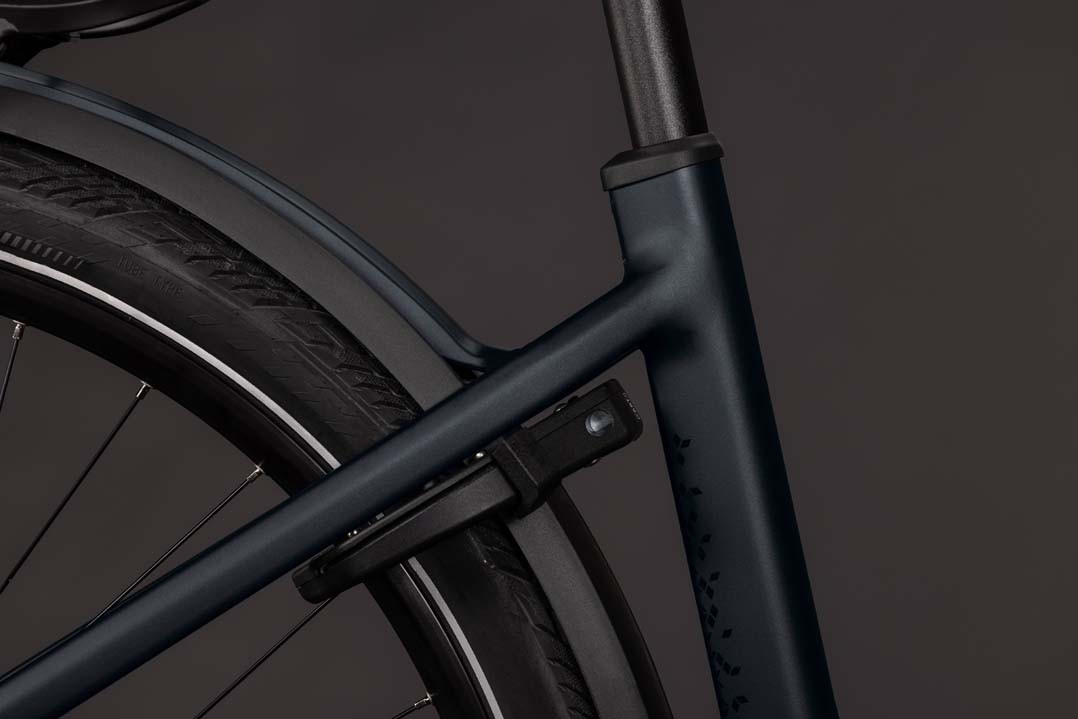 Cube Kathmandu Hybrid Pro 800 coal´n´black 2027 Easy Entry