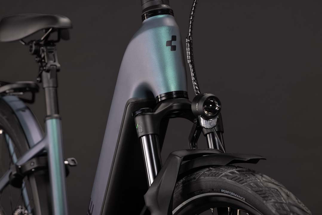 Cube Kathmandu Hybrid Pro 800 smaragdgrey´n´black 2027 Easy Entry (Easy Entry 58 cm) L / 1112212