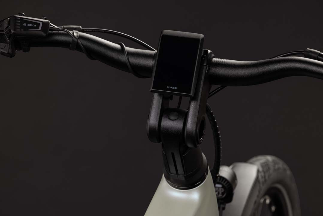 Cube Kathmandu Hybrid Deluxe EXC 800 glintsand´n´black 2027