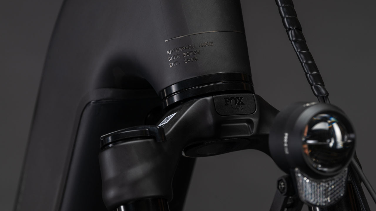 Cube Kathmandu Hybrid ONE11 HPC SLT 800 carbon´n´silverdust 2026 Easy Entry