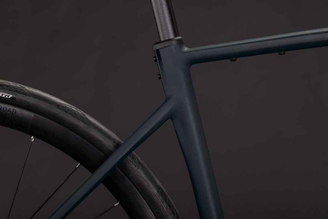 Cube Attain SLX black´n´chrome 2027 47 cm / 1130600