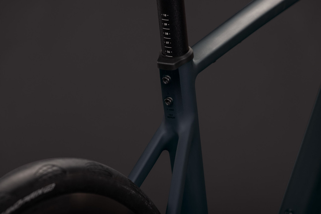 Cube Attain SLX black´n´chrome 2027 47 cm / 1130600