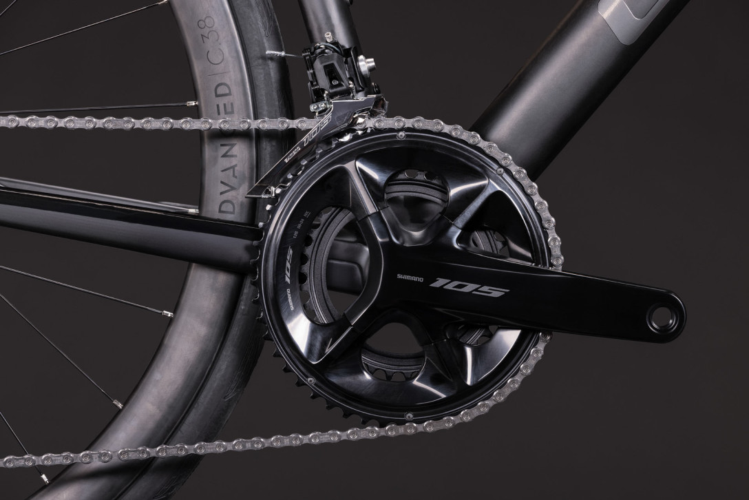 Cube Attain C:62 Race carbon´n´coalchrome 2027