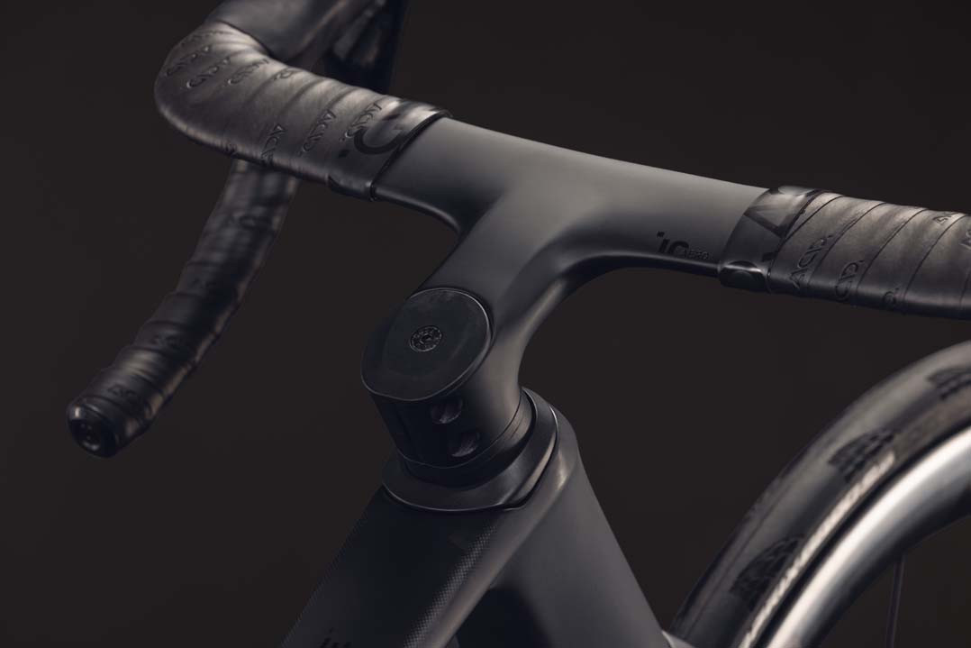Cube Agree C:62 Pro carbon´n´black 2027