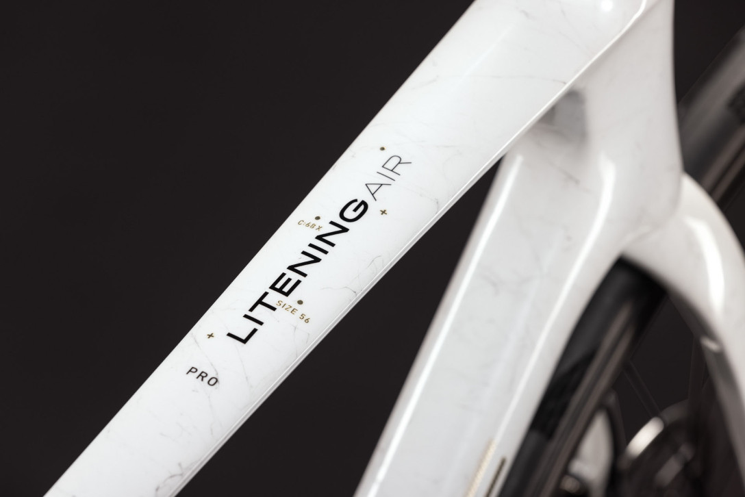 Cube Litening AIR C:68X Pro chalkyfibre´n´gold 2027 60 cm / 1134200