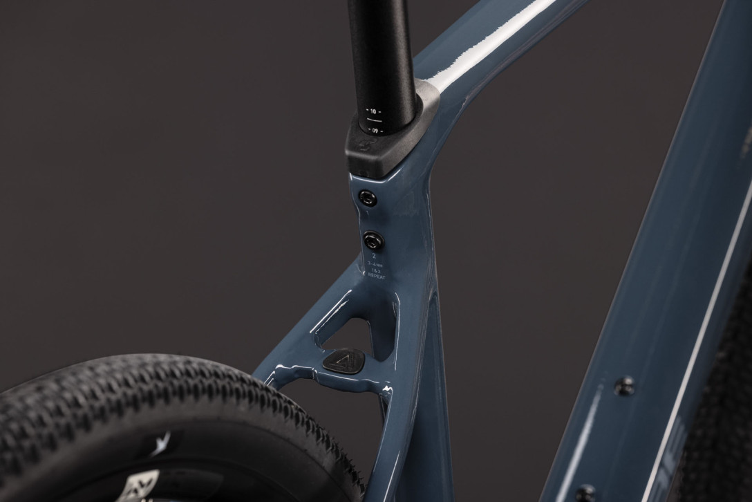 Cube Nuroad Race inkgrey´n´grey 2027