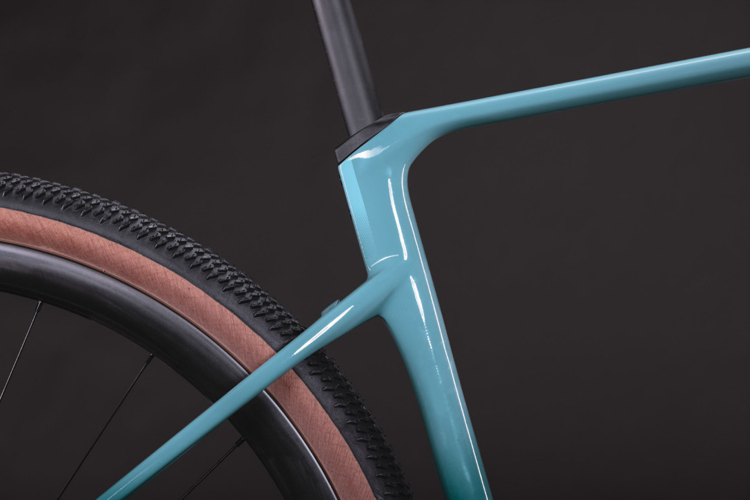 Cube Nuroad C:62 EX surfblue´n´black 2027 M (56 cm) / 1136300