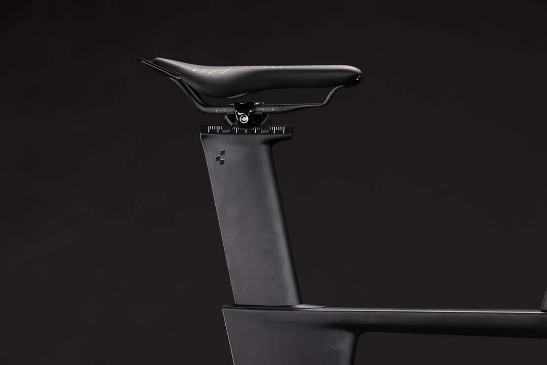 Cube Aerium C:68X Race carbon´n´chrome 2027