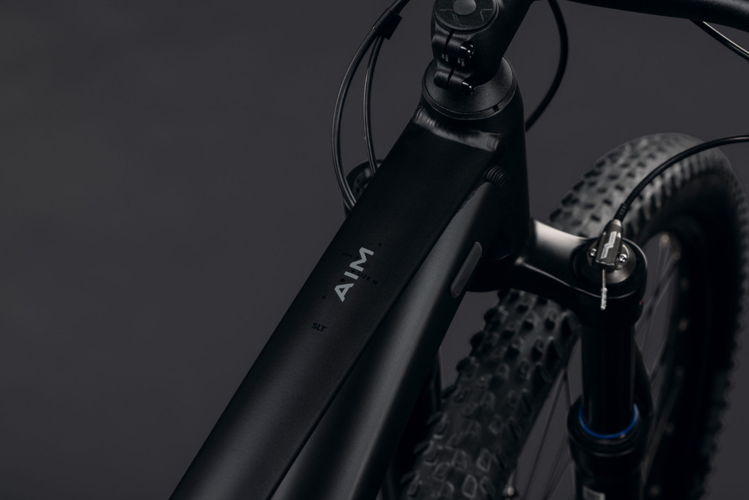 Cube Aim SLT soot´n´black 2027