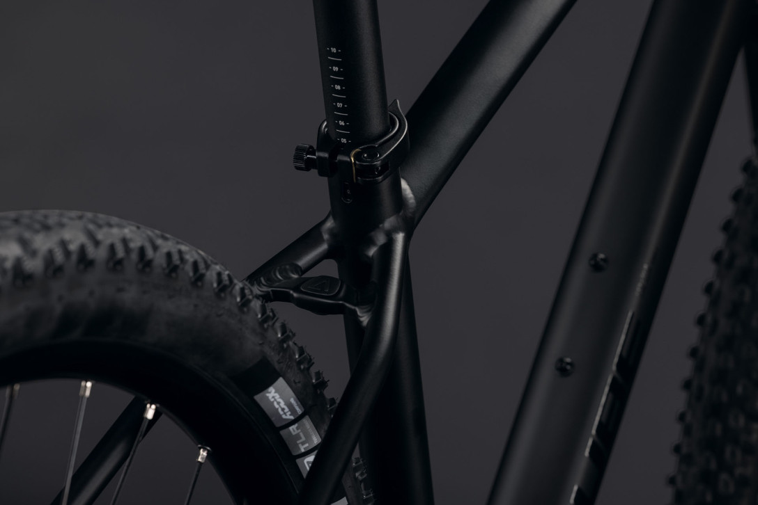 Cube Aim SLT soot´n´black 2027
