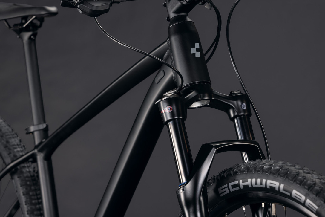 Cube Aim SLT soot´n´black 2027