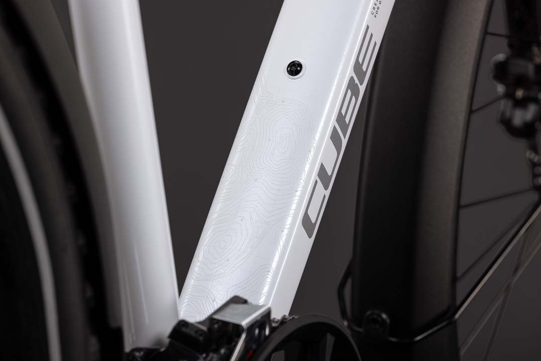 Cube Nature Pro FE metallicwhite´n´reflex 2027