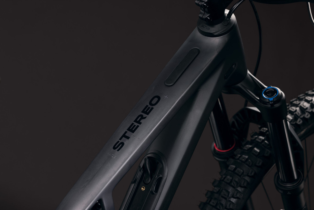 Cube Stereo HPC RACE carbon´n´black 2027