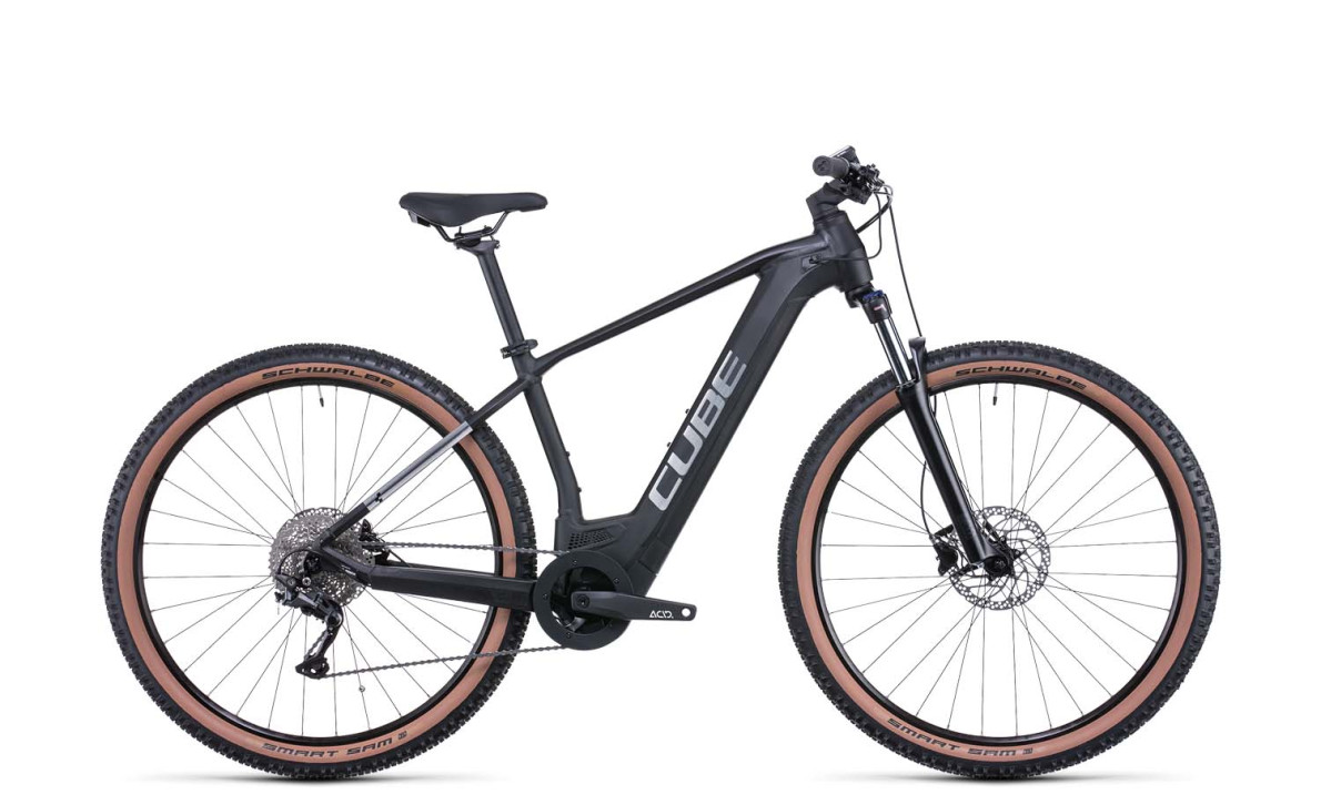 Cube Reaction Hybrid ONE 625 black´n´metal 2022