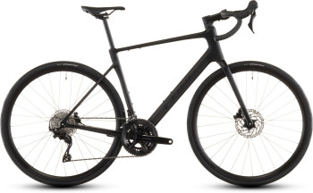 Cube Attain C:62 Race blackline 2026