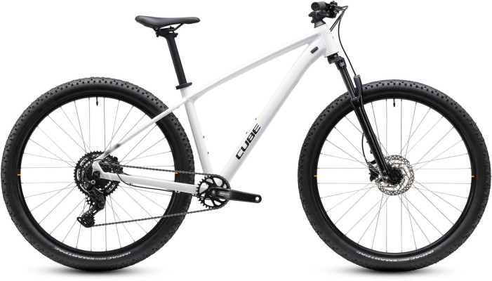 Cube Aim ONE metallicwhite´n´black 2027